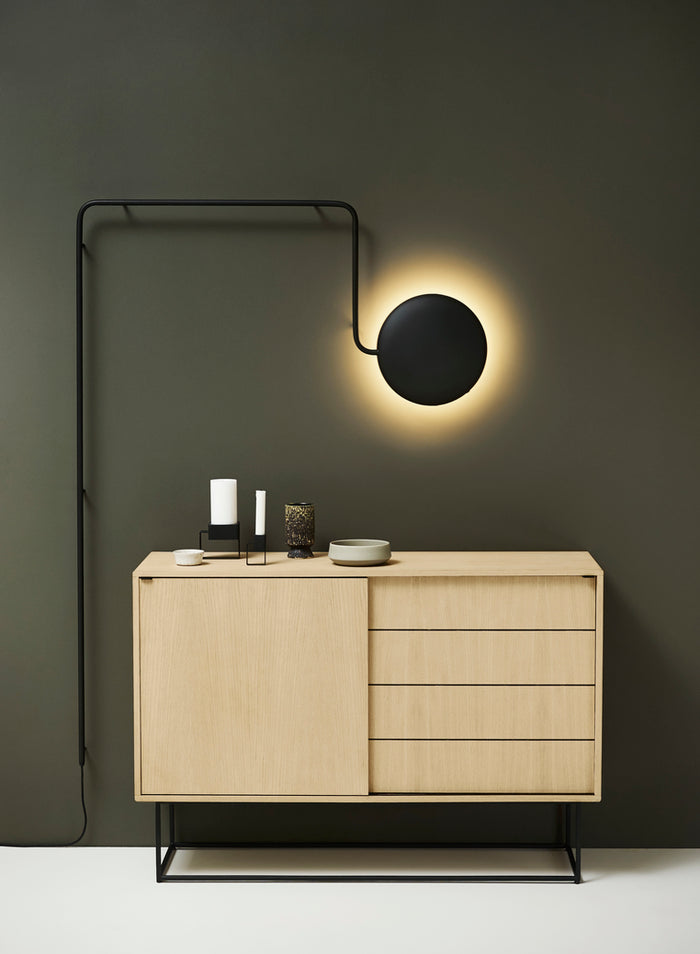 Mercury wall lamp